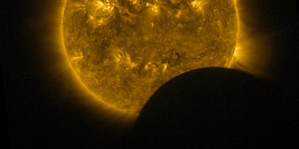 Proba-2 zag op 1 juli 2011 ook al eens de Maan voor de Zon schuiven