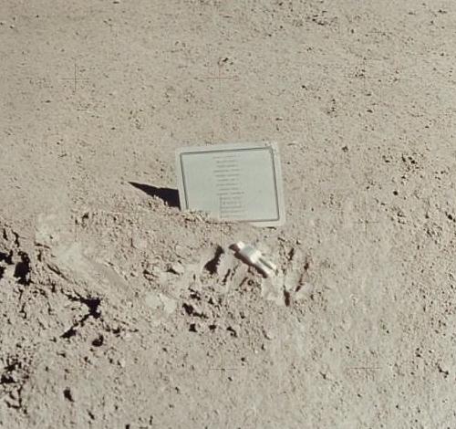 Fallen Astronaut Fallen Astronaut