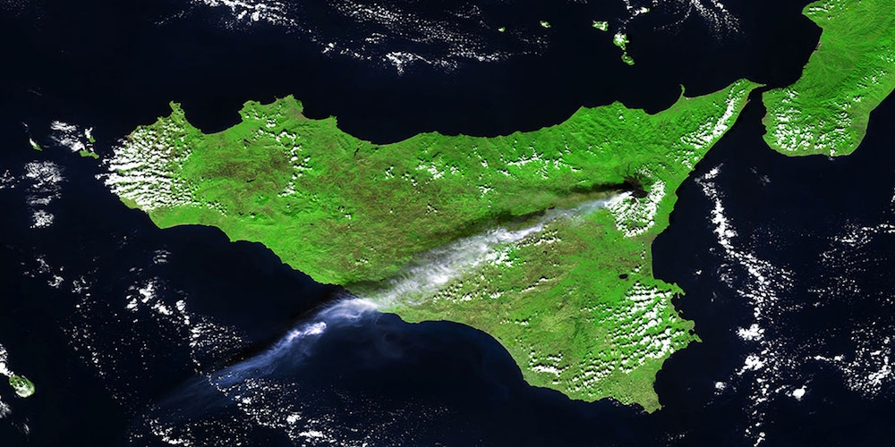Proba-V maakte deze opname van het eiland Sicilië en de vulkaan Etna