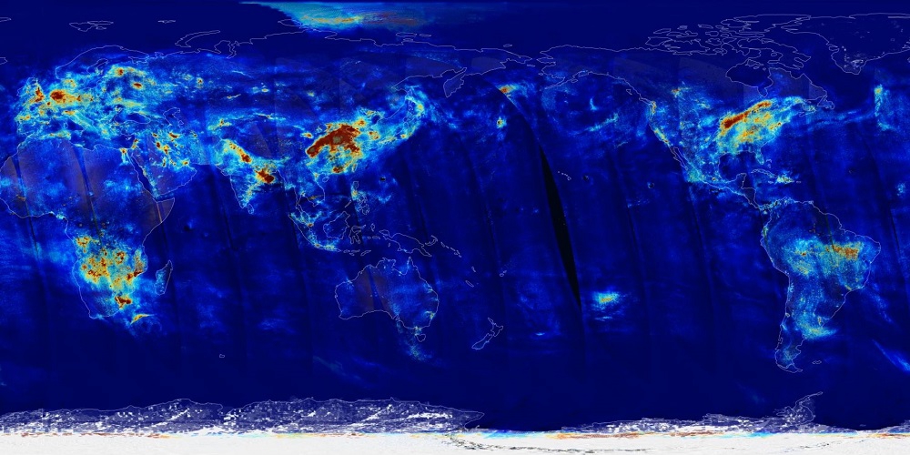 TROPOMI meet elke 24 uur een reeks chemische soorten die van cruciaal belang zijn voor het klimaat en andere atmosferische processen, wereldwijd en op een nooit eerder geziene schaal van detail.