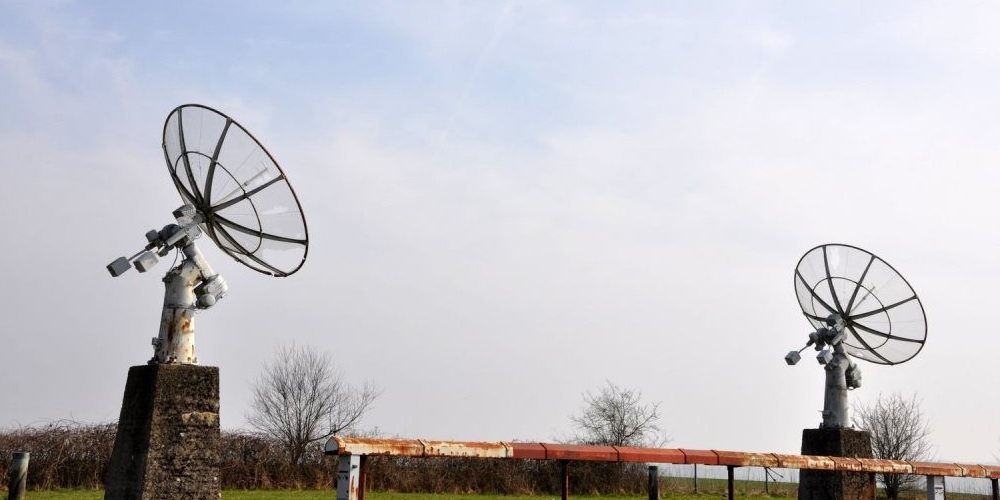 Schotelantennes van het Humain Radioastronomy Station